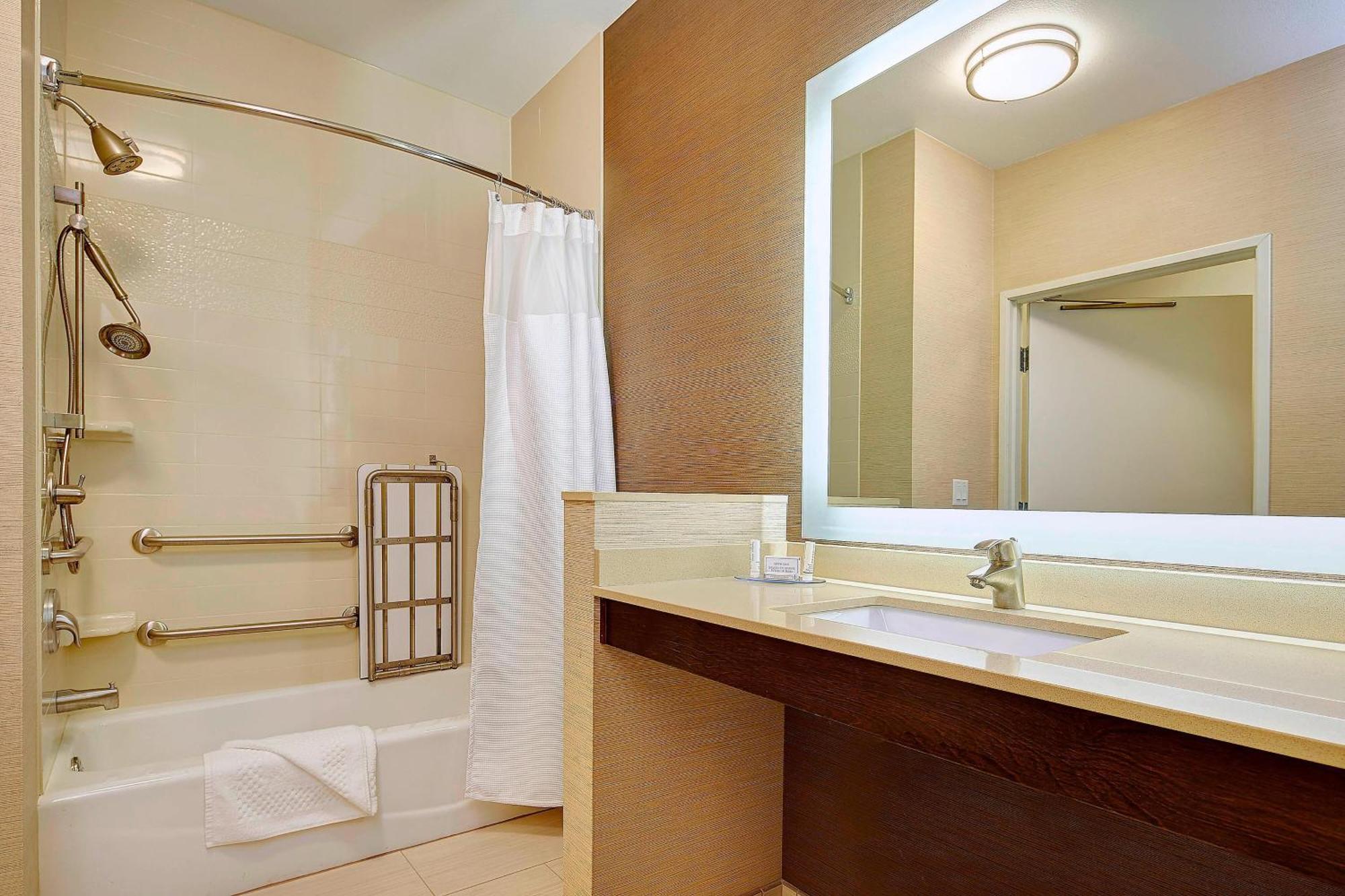 Fairfield Inn & Suites By Marriott San Diego Carlsbad Bagian luar foto
